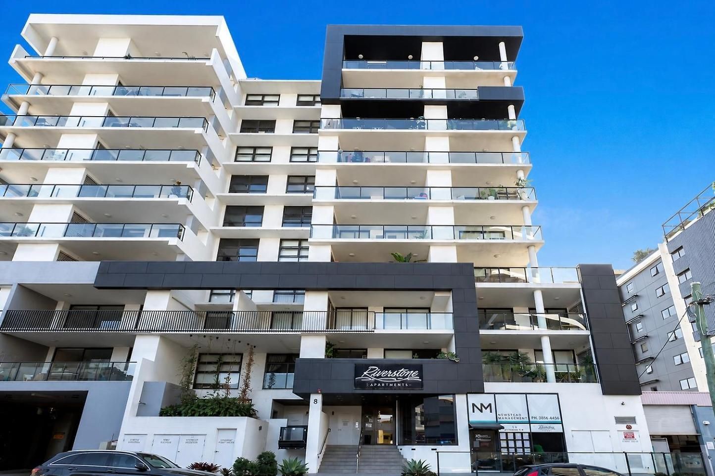 Apartment Riverstone Perch - Urban Comfort Near River *