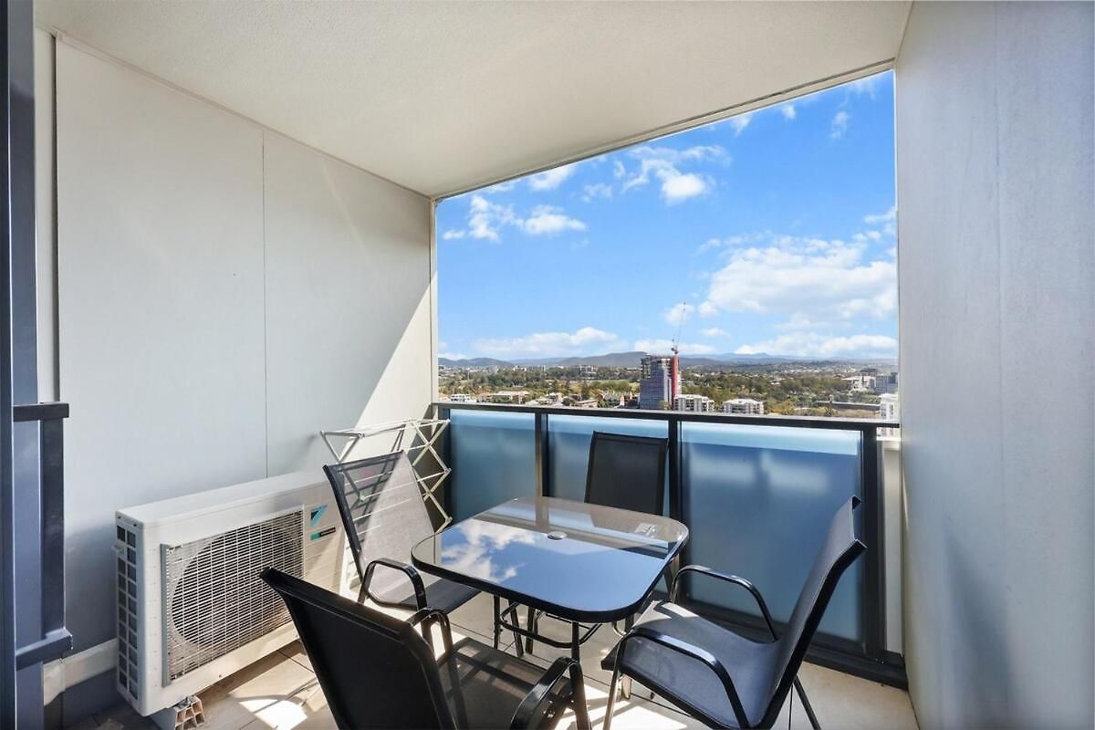 Apartment 2br Sky - Pool - Gym - Sleeps 6 - Baby
