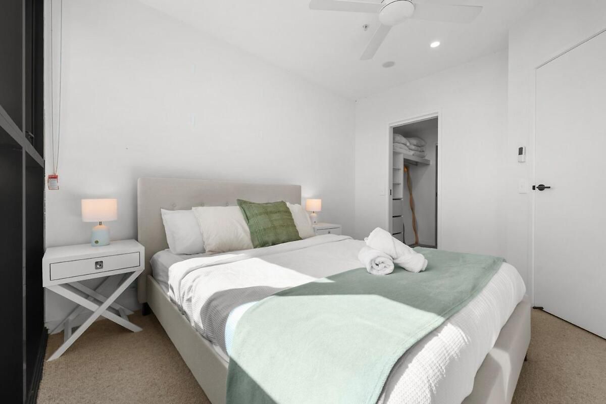 Apartment 2br Sky - Pool - Gym - Sleeps 6 - Baby *