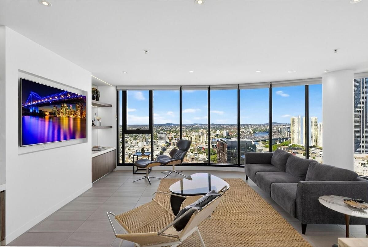 Luxe 3br Penthouse With Story Bridge And River Views *