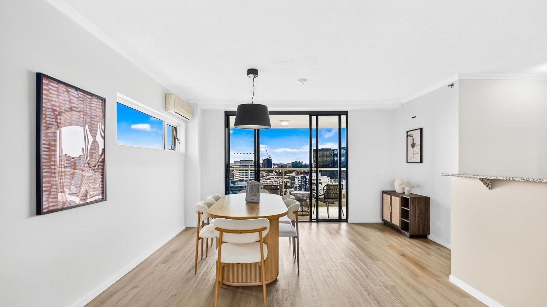 Wake To The River 3 Bedroom Riverside With Pool Gym And Parking