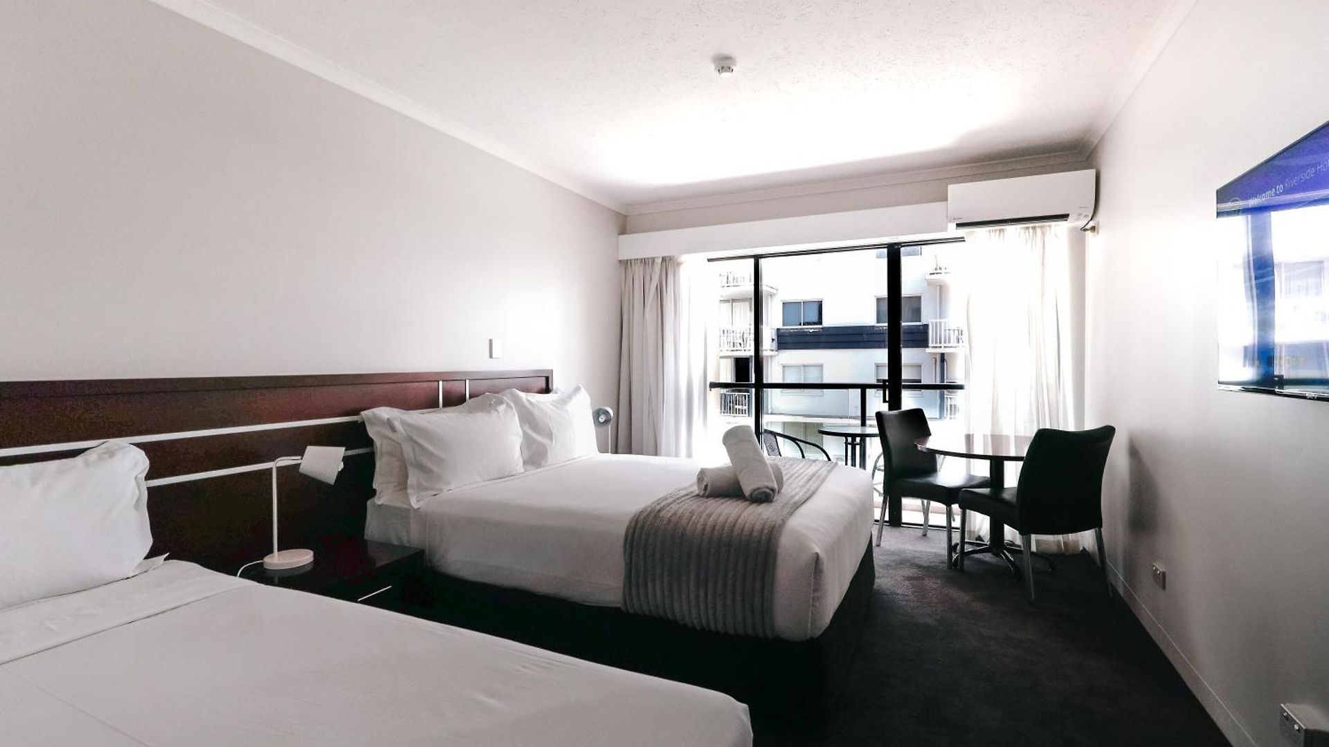Hotel Riverside Southbank 4*