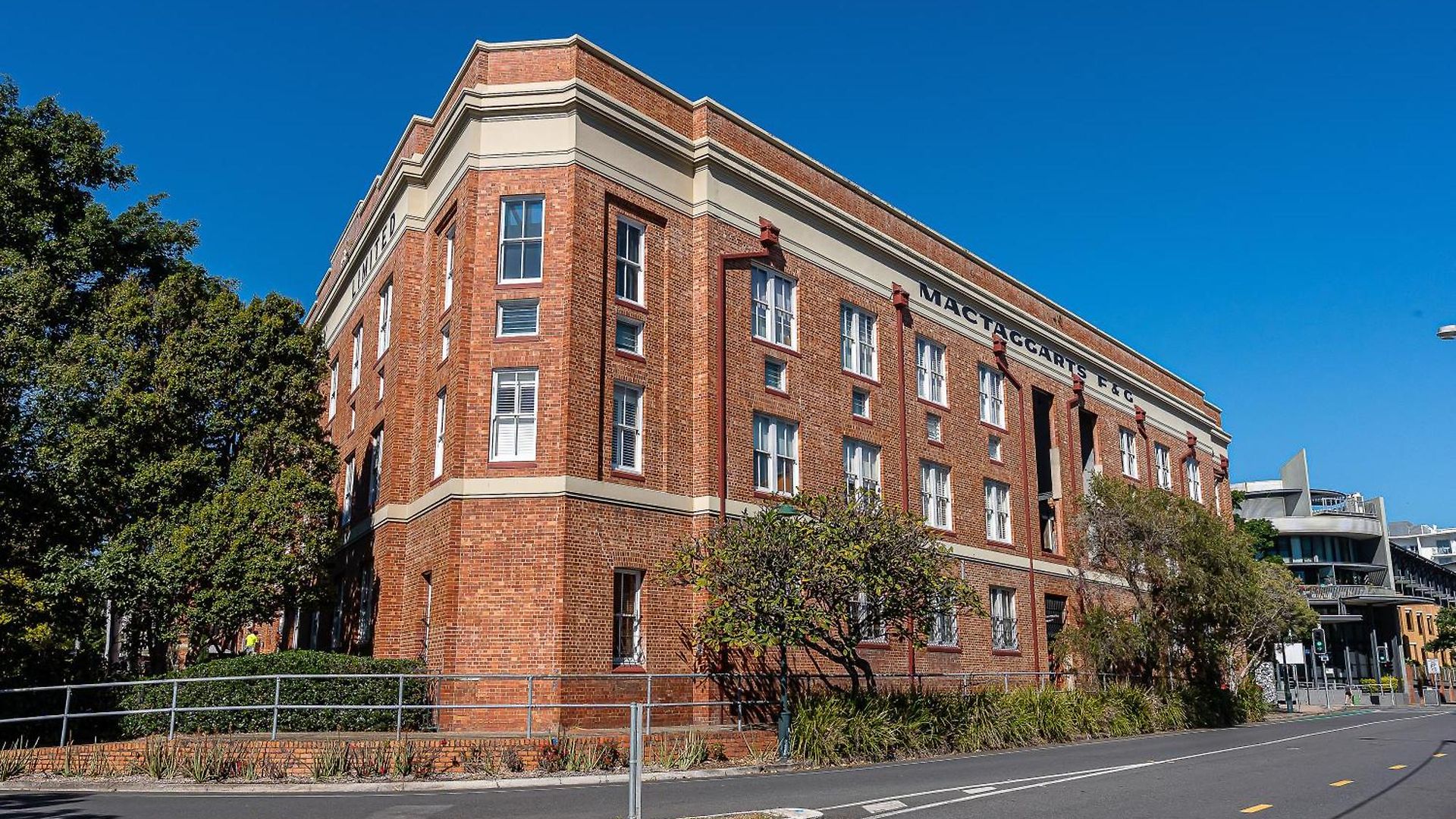 Mactaggarts Place Aparthotel Brisbane