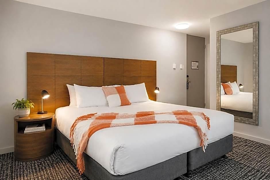Aparthotel Punthill Spring Hill