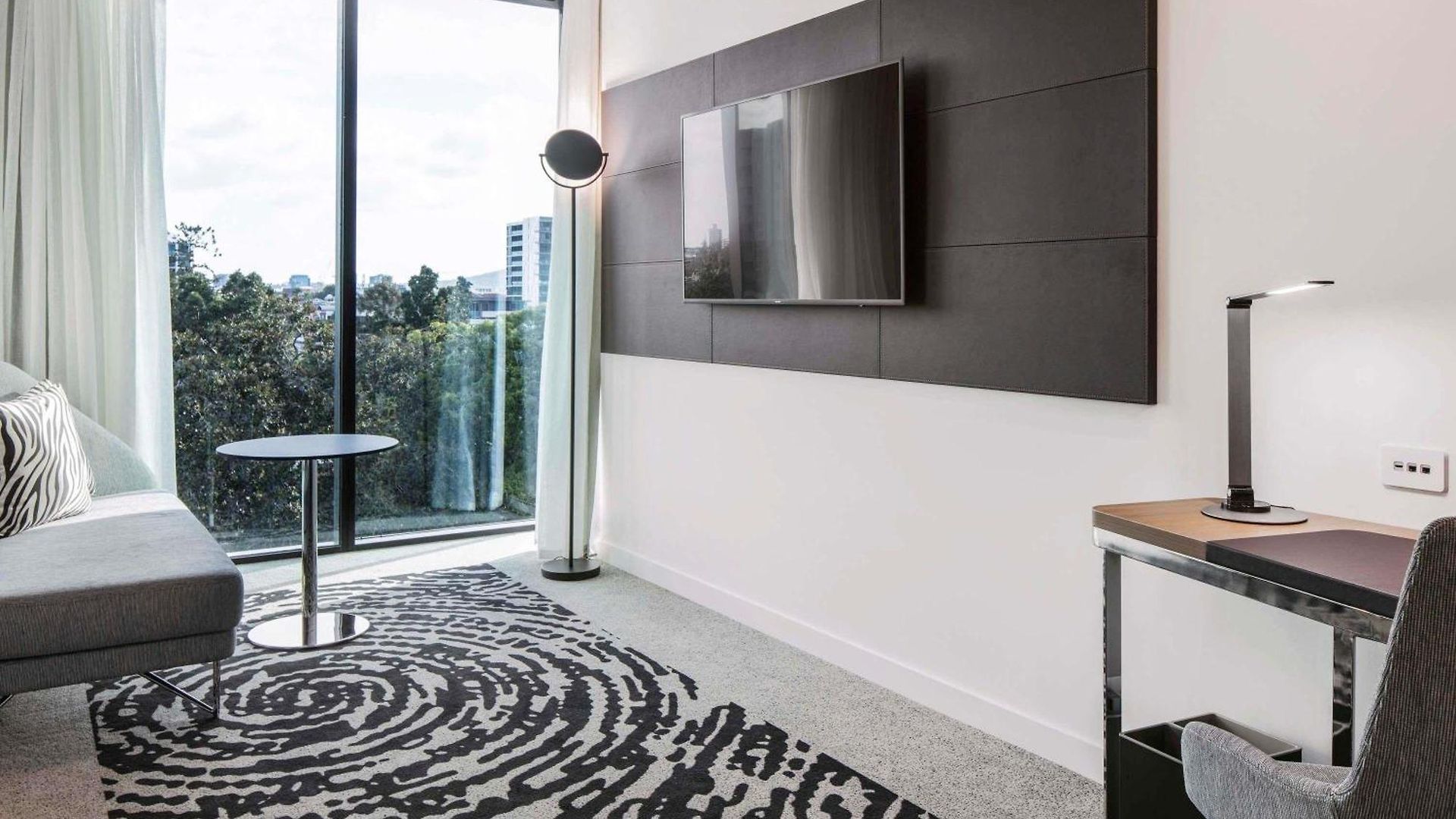 Novotel South Bank Hotel