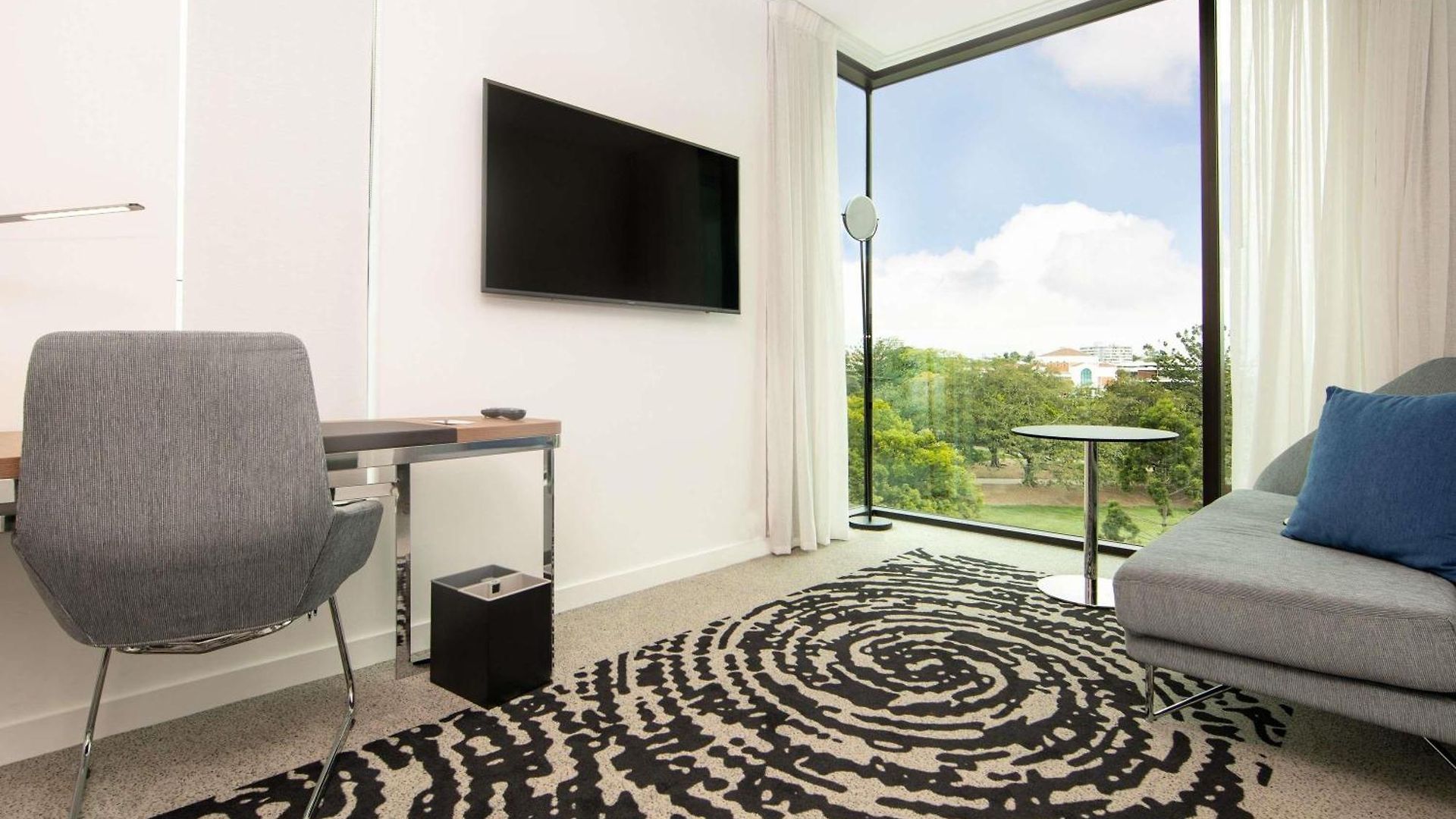 Novotel South Bank Hotel