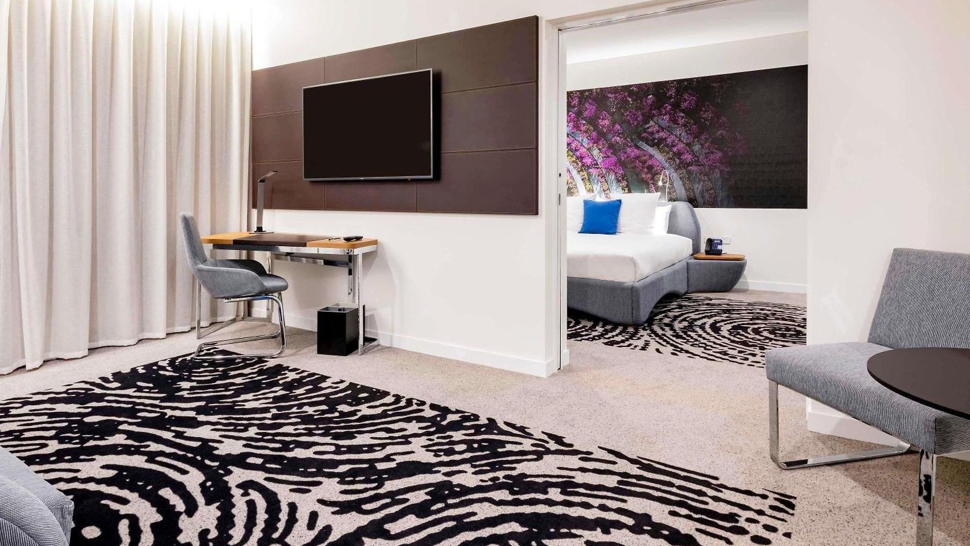 Hotel Novotel South Bank 5*