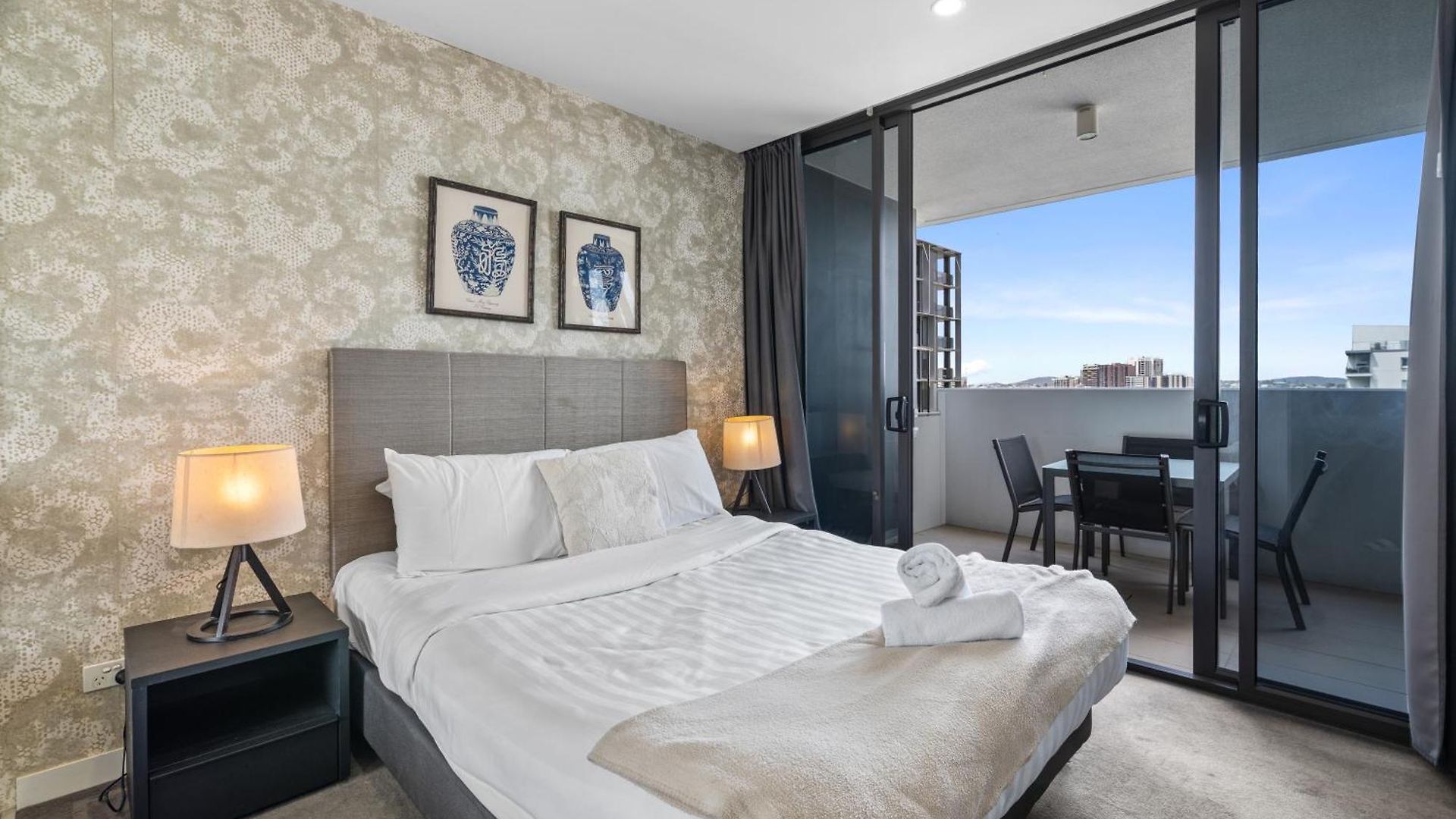 Hearty Milton Apartment