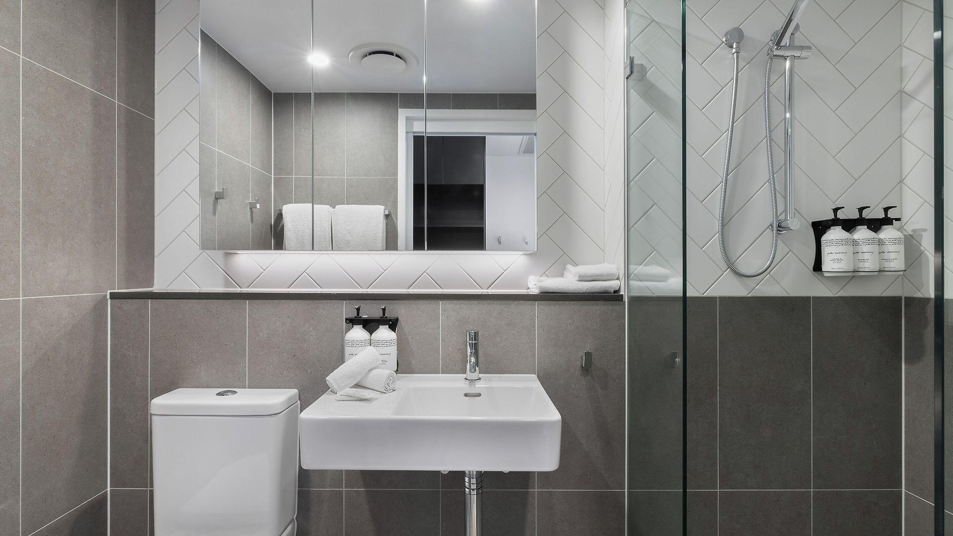 Rambla At South Sq Apartment *