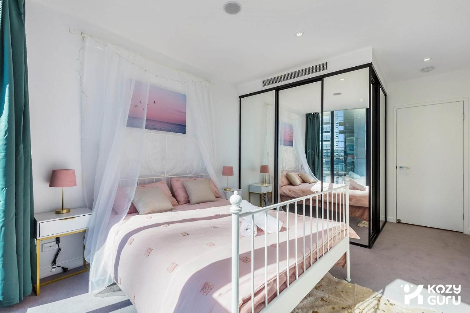 Kozyguru | Fortitude Valley | 2 Bed Apt. Apartment *