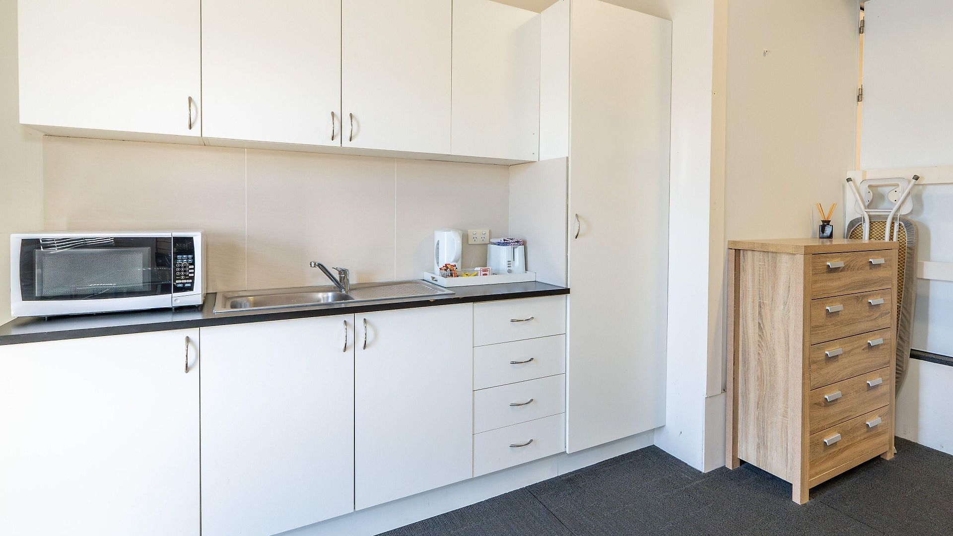 Acacia Ridge 3*