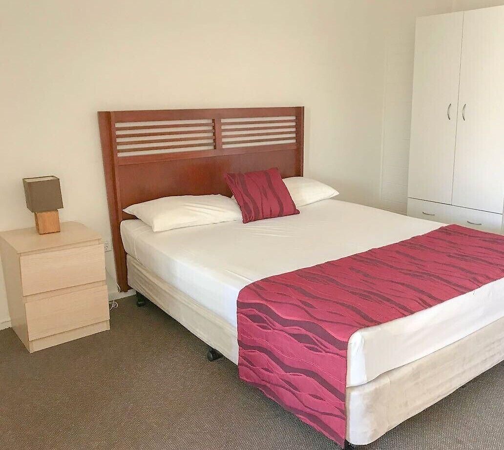 Acacia Ridge 3*