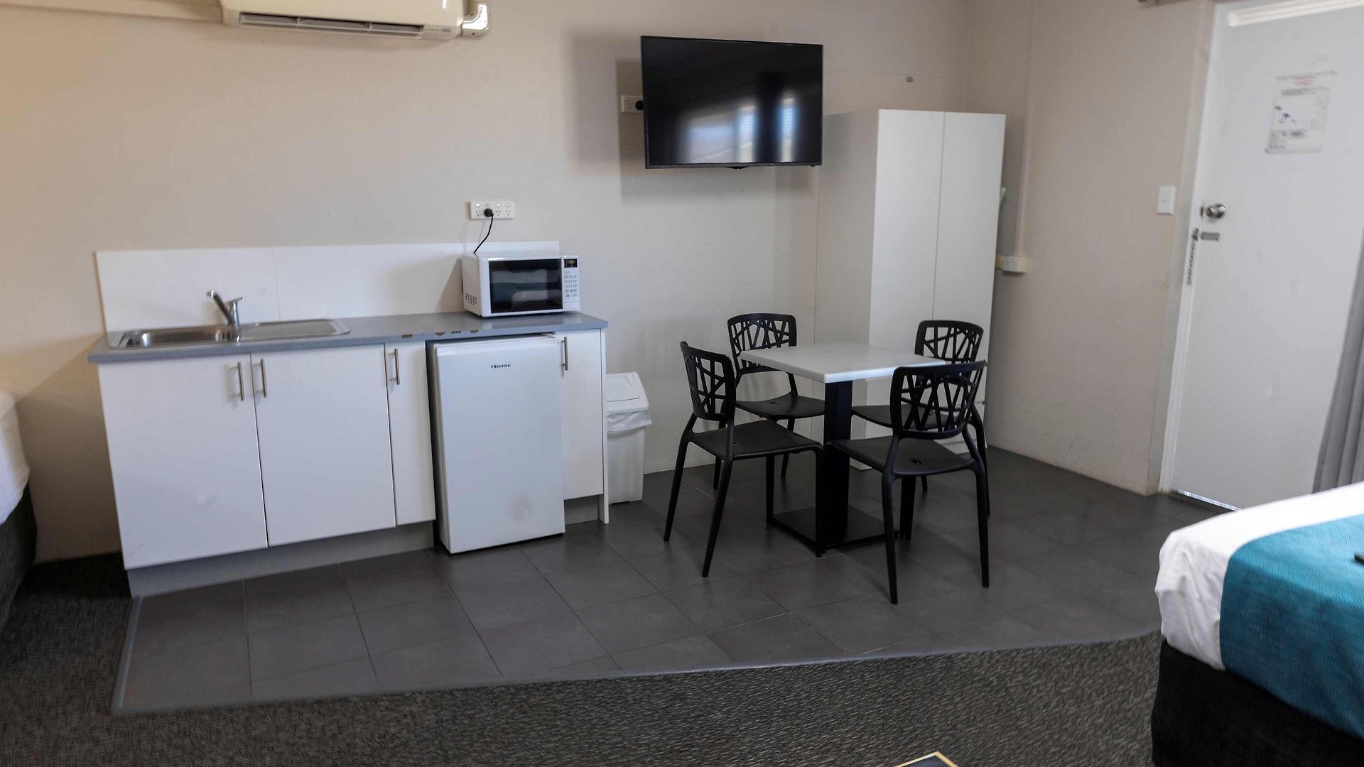 Wynnum Anchor 4*