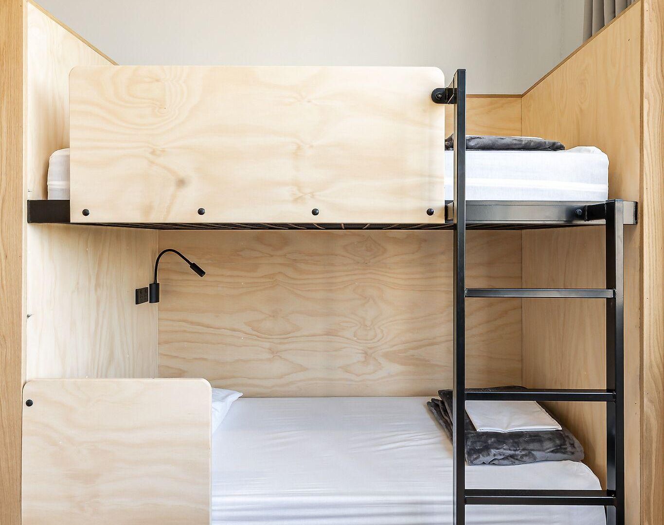 Bunk *