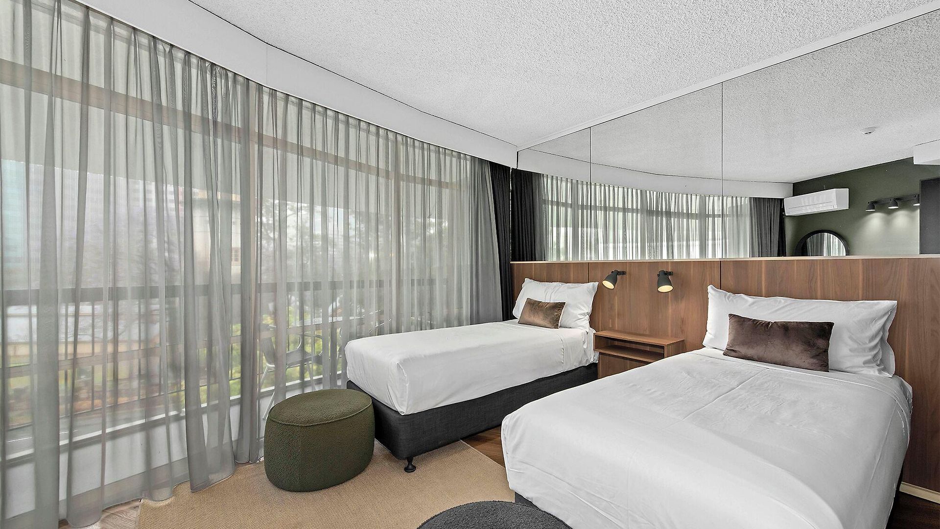 Tower Mill 4*