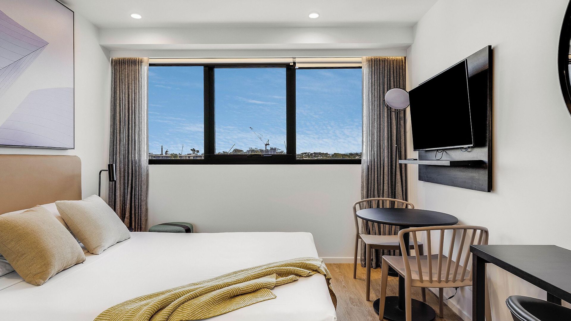 Rambla At South Sq Apartment