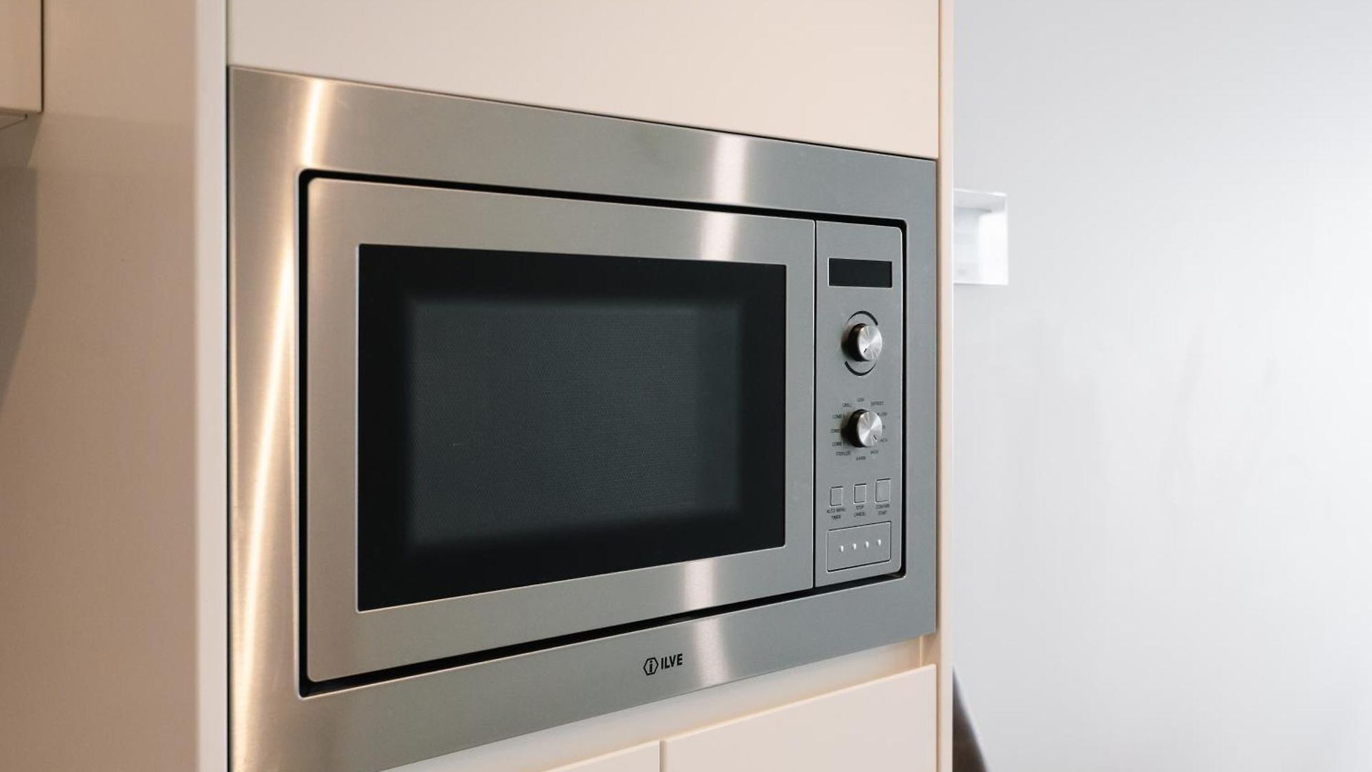Apartment Skyline View High Floor 2br With Sofa Bed And Free Parking *