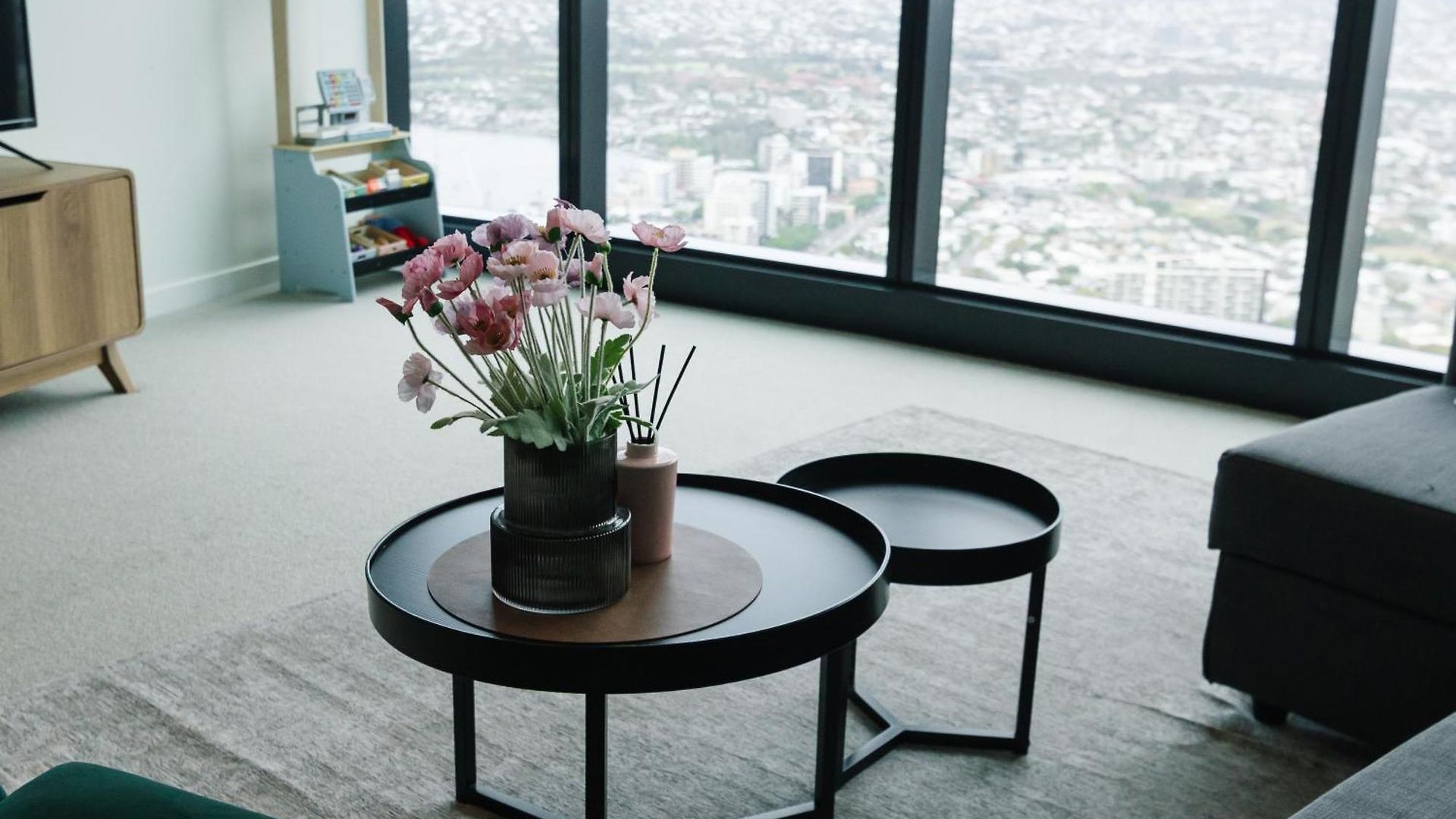 Skyline View High Floor 2br With Sofa Bed And Free Parking Apartment Brisbane