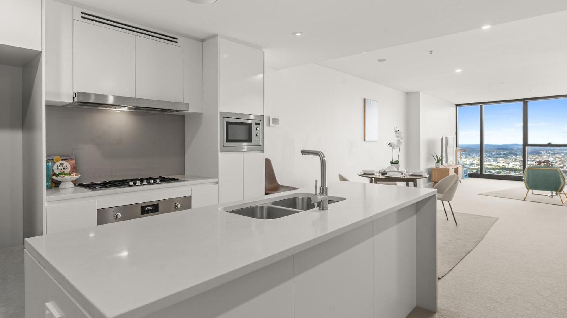 Skyline View High Floor 2br With Sofa Bed And Free Parking Apartment