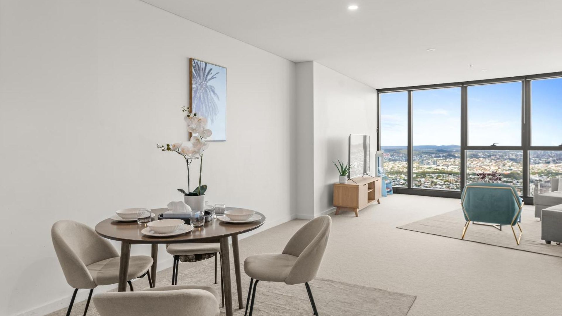 Skyline View High Floor 2br With Sofa Bed And Free Parking Apartment Brisbane