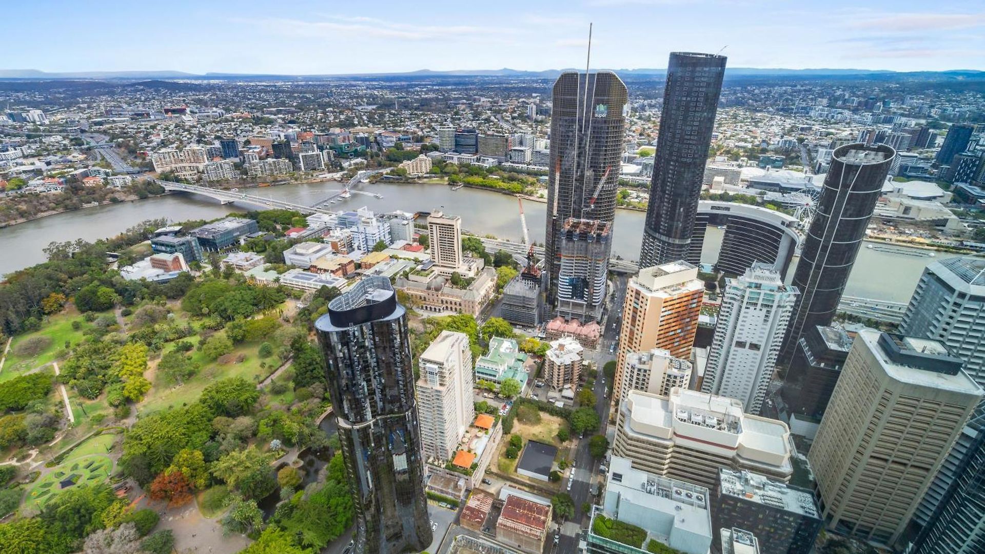Apartment Skyline View High Floor 2br With Sofa Bed And Free Parking Brisbane