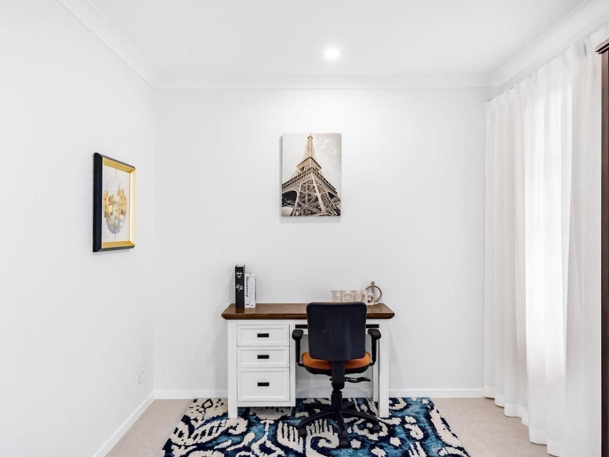Holiday home Elegant N Convenient 4 Beds With Easy Access Brisbane