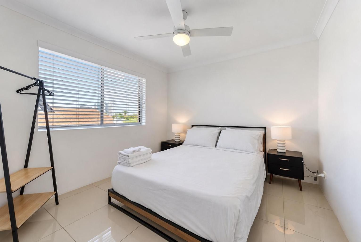 Spacious 2brm Close To Gabba With Parking & Wifi Apartment Brisbane