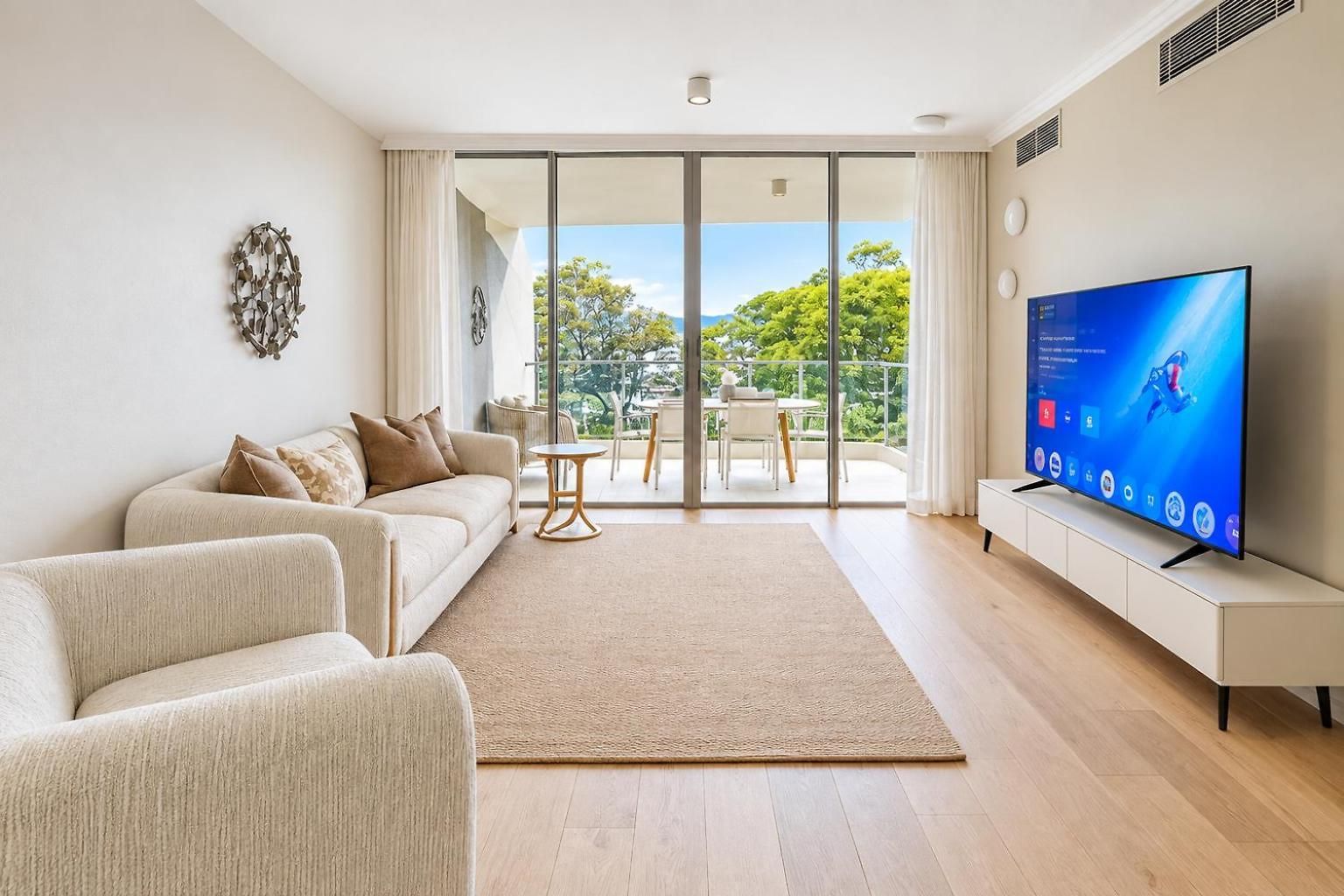3br Retreat At South Bank Near The Beach! *