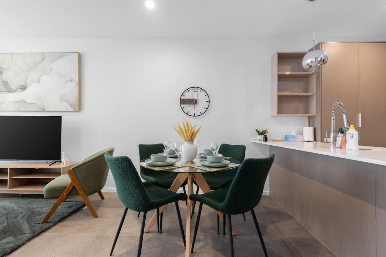 Spacious Panoramic 2br Apartment, Parking And Views Apartment Brisbane