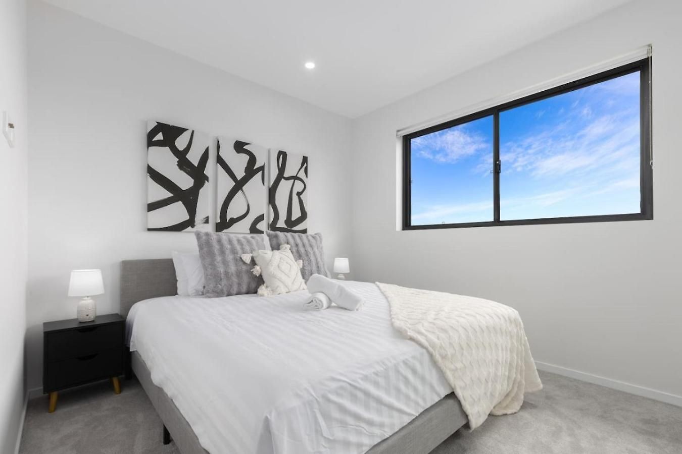 Apartment Spacious Panoramic 2br Apartment, Parking And Views Brisbane