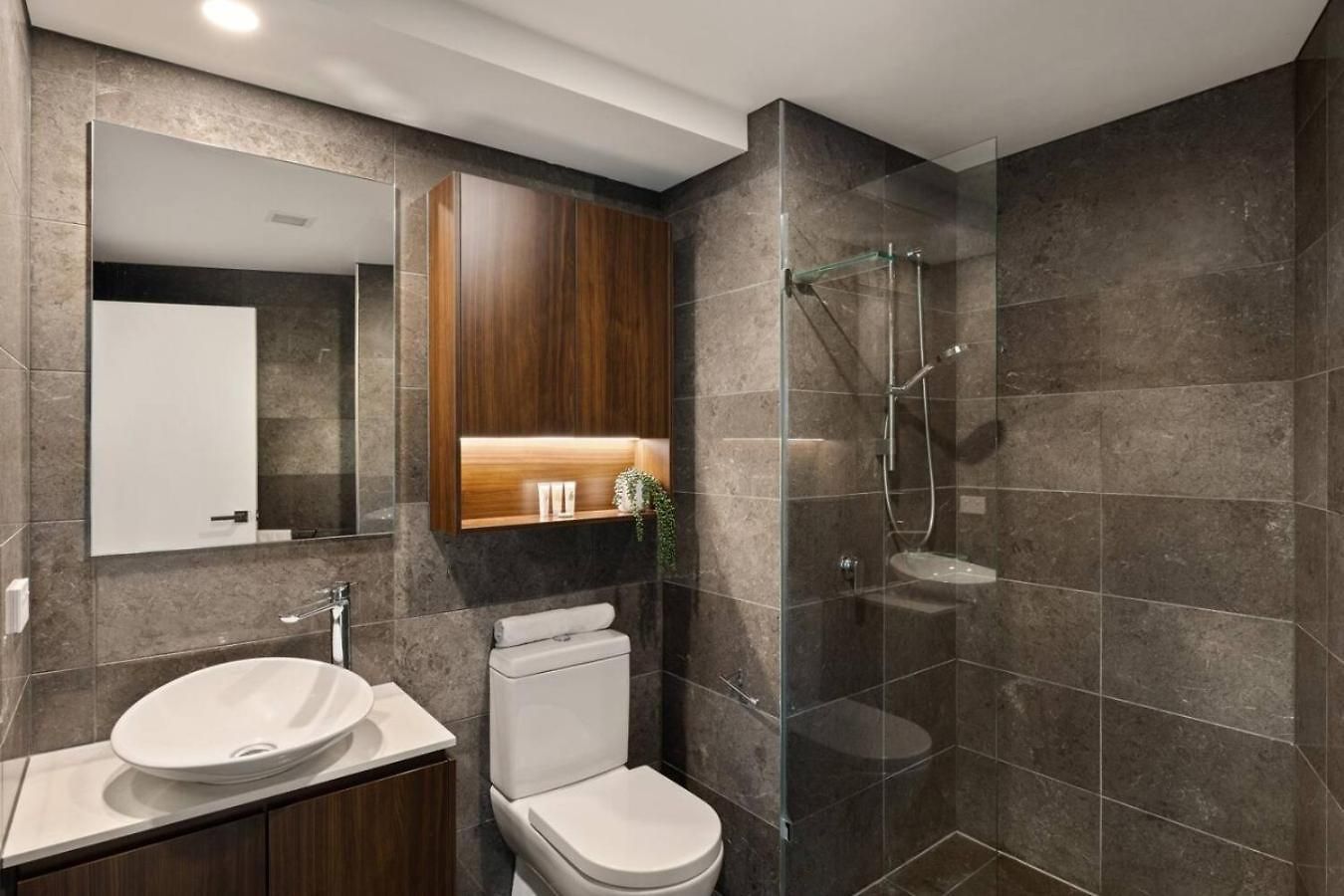 Apartment Skytower 72nd Floor 3br With Parking, Pool And Gym Brisbane