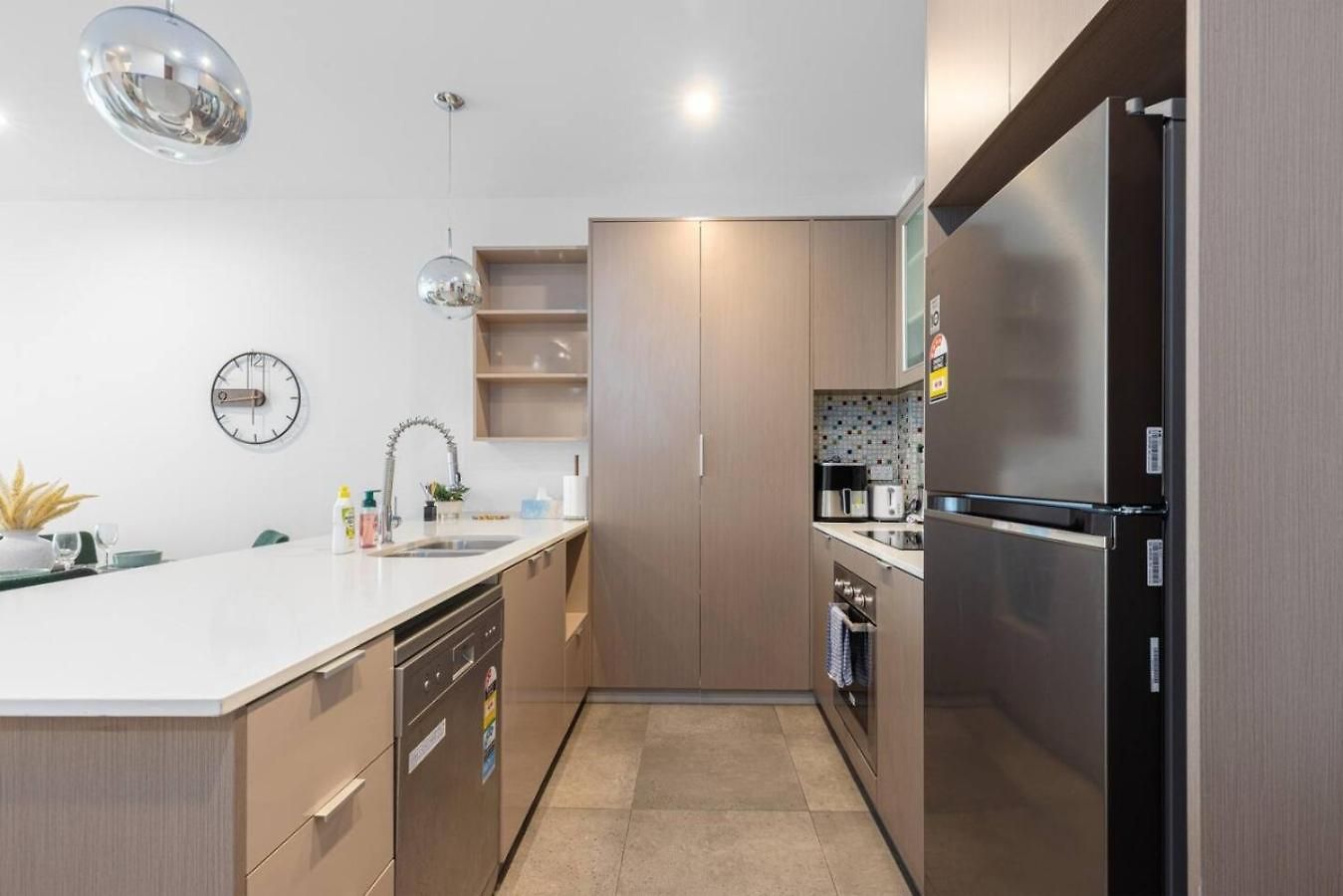 Spacious Panoramic 2br Apartment, Parking And Views