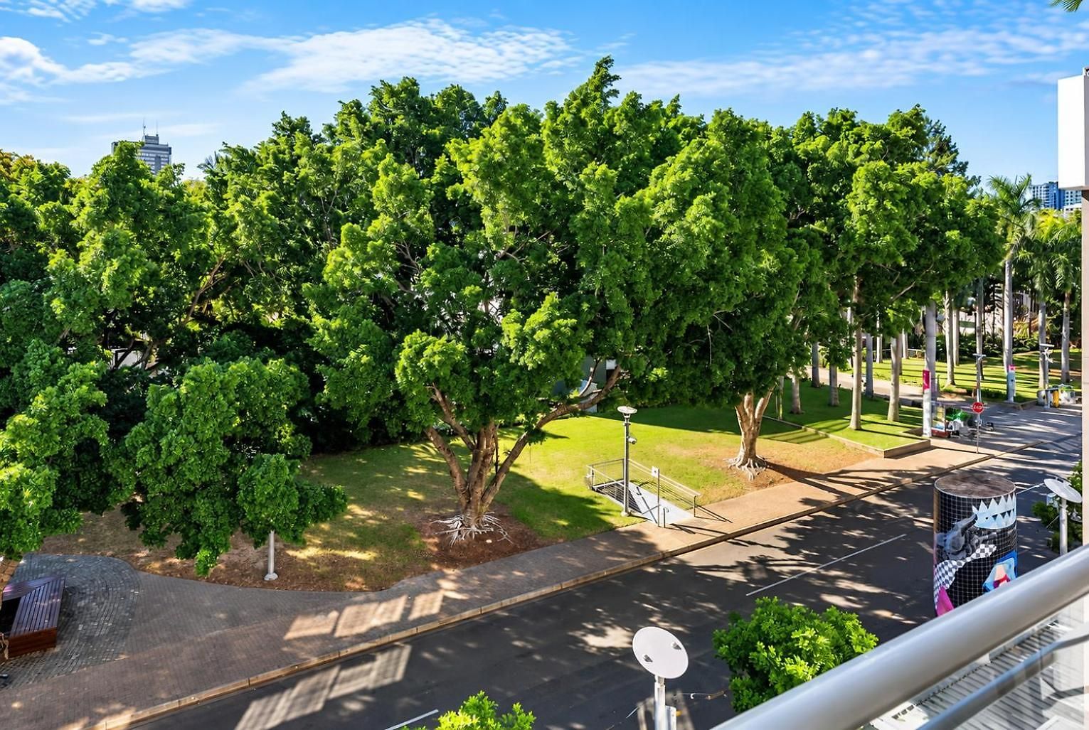 3br Retreat At South Bank Near The Beach! Apartment *