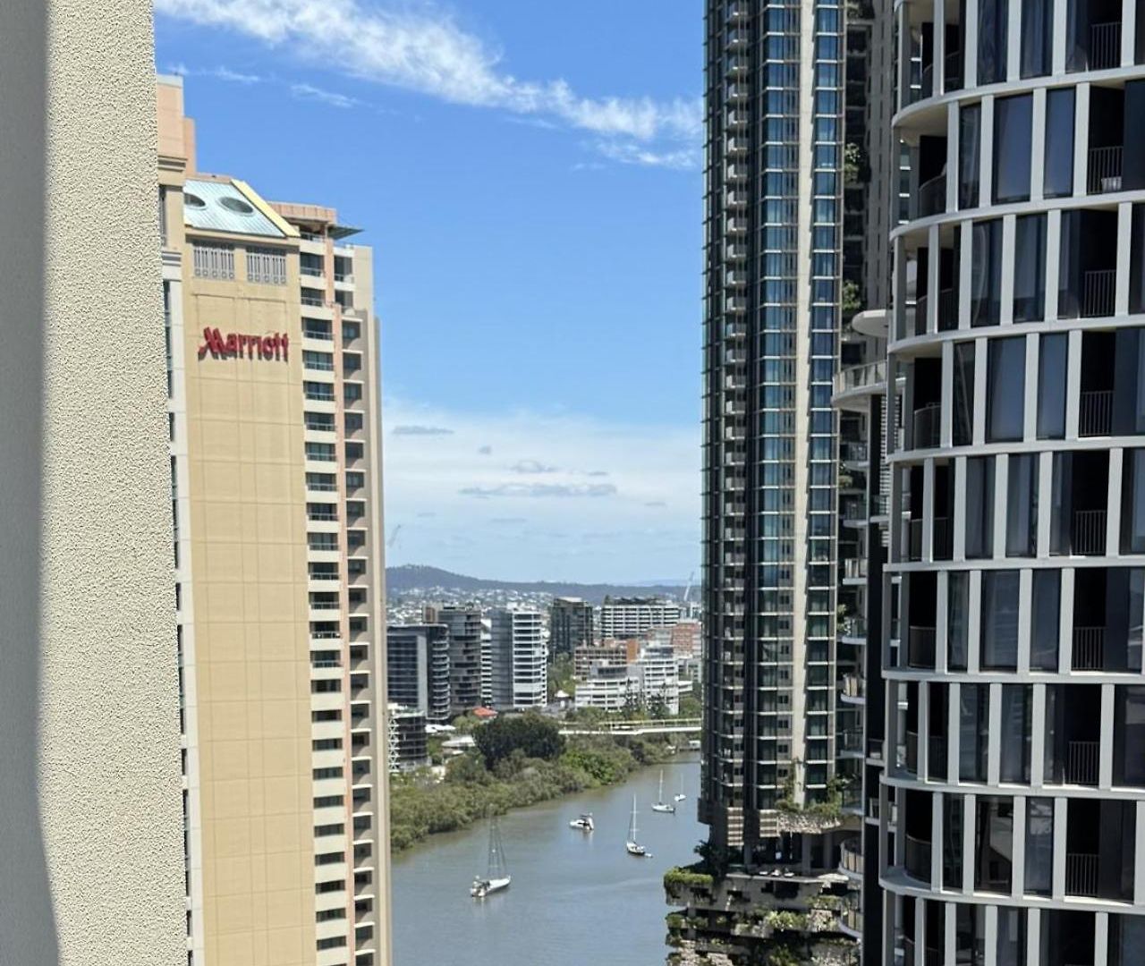 Two-bedroom Escape I Mantra On Queen Brisbane