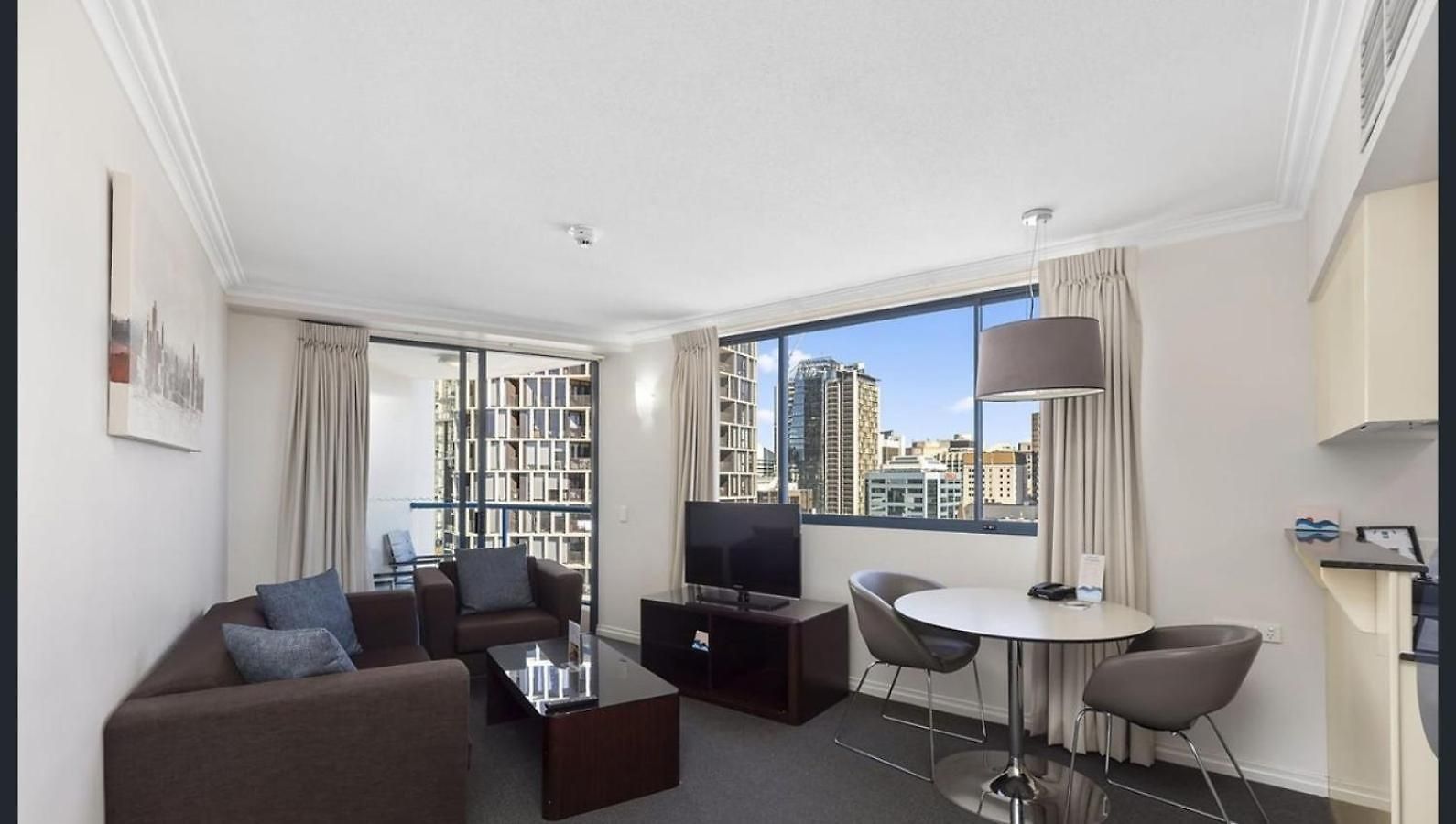 Apartment Two-bedroom Escape I Mantra On Queen