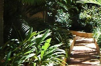 Aparthotel Spring Hill Gardens 4*