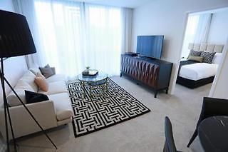Hotel Alex Perry & 4*