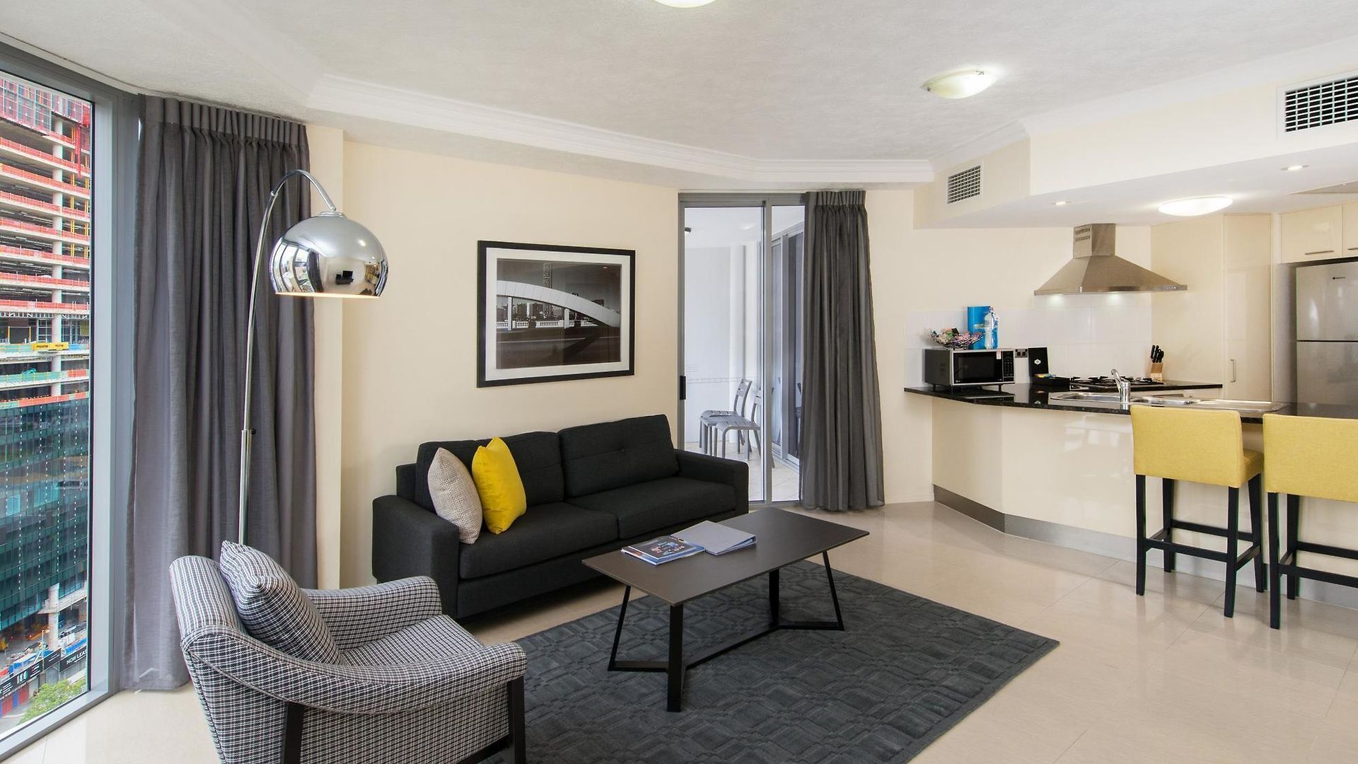 Aparthotel Mantra On Edward 4*