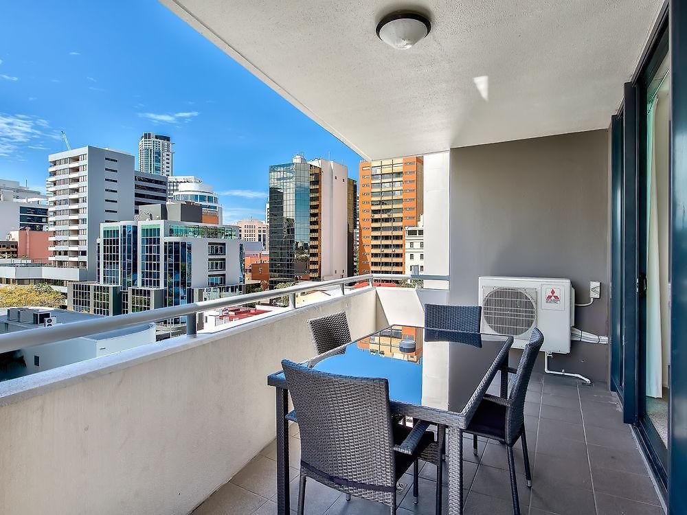 Skd 5* Brisbane