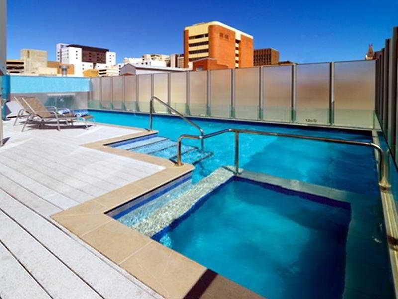 Aparthotel Adina