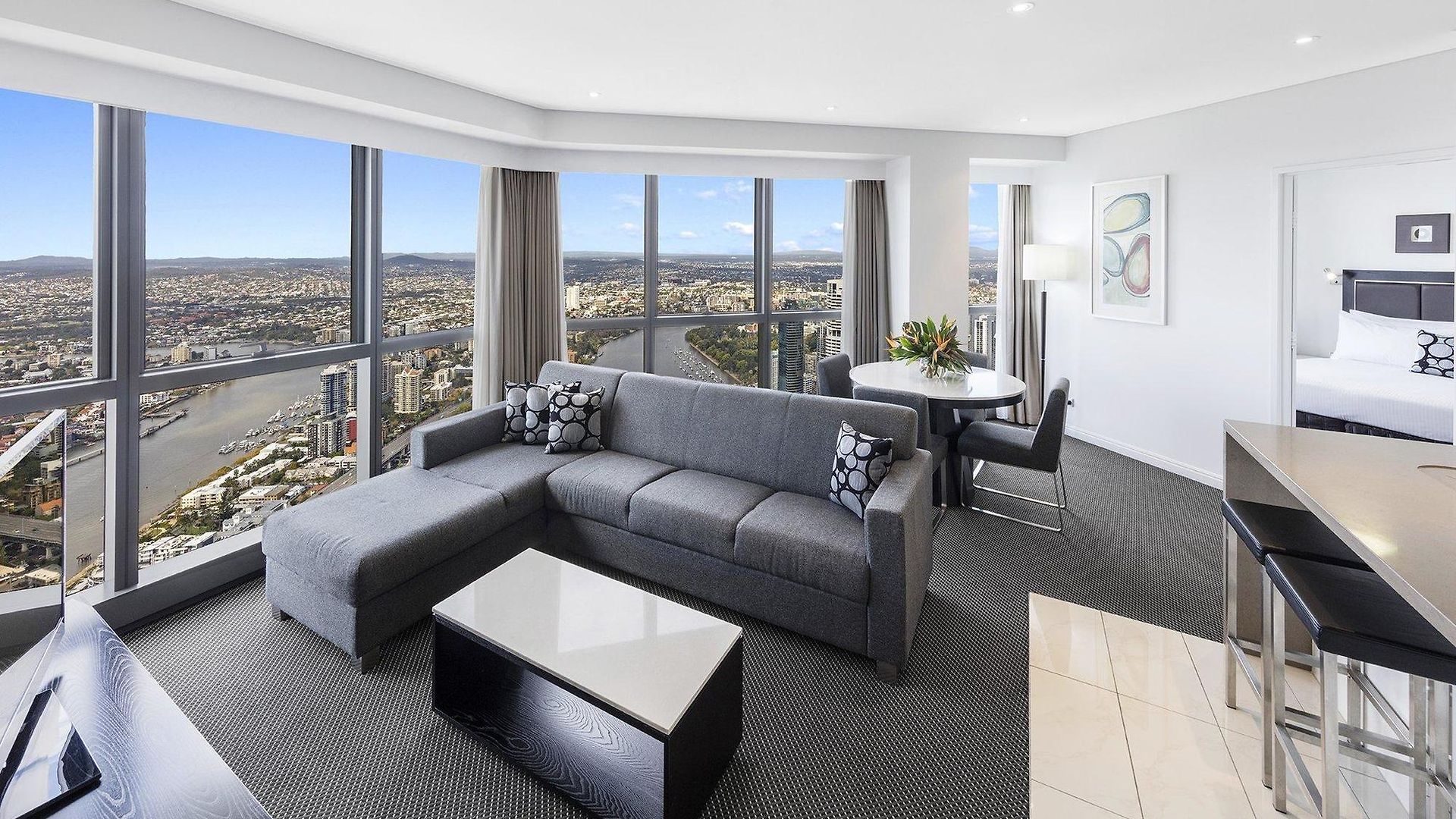 Meriton Adelaide Street, 5* Brisbane