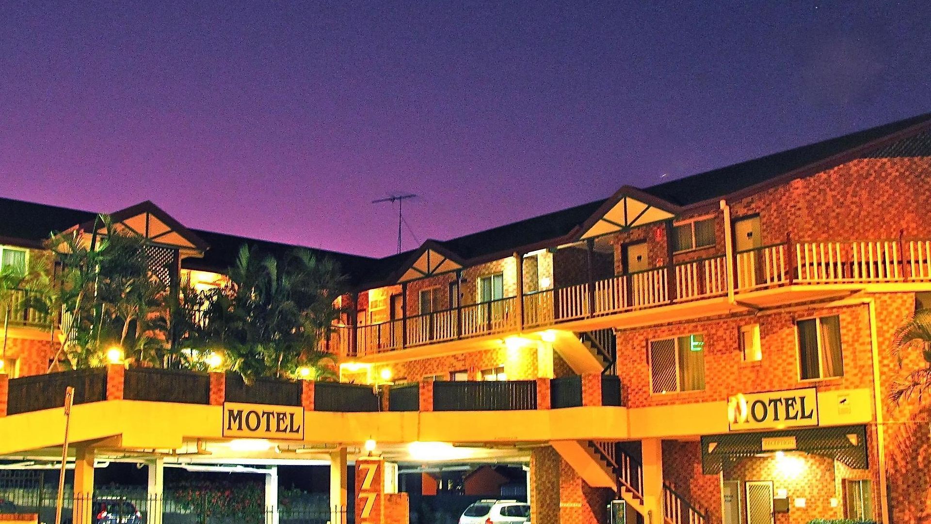 Airport Clayfield 4*