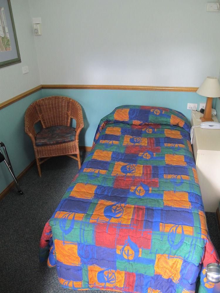 Spring Hill Hotel 3*
