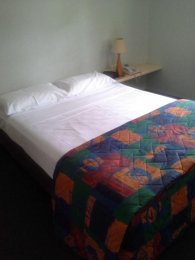 Spring Hill Hotel 3*