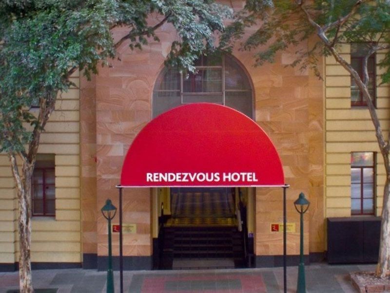 Adina Anzac Square 5*