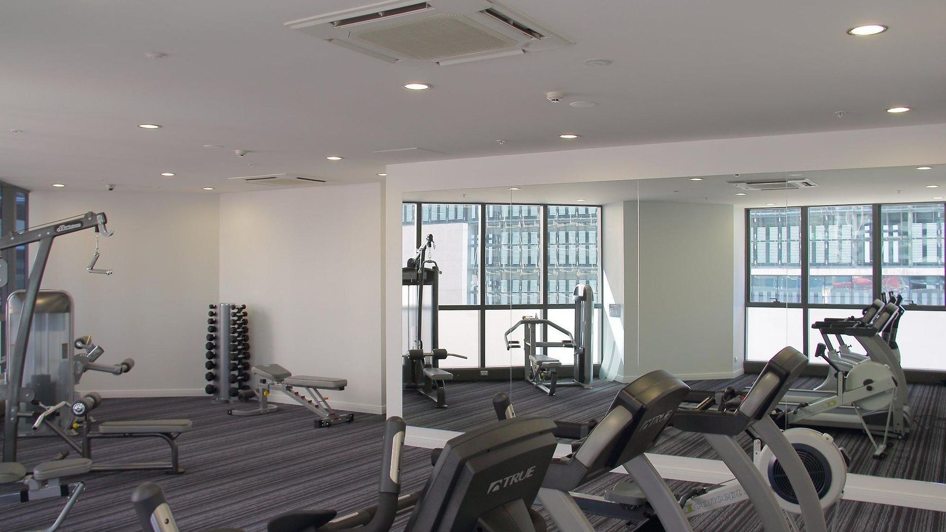 Meriton Herschel Street, 5*
