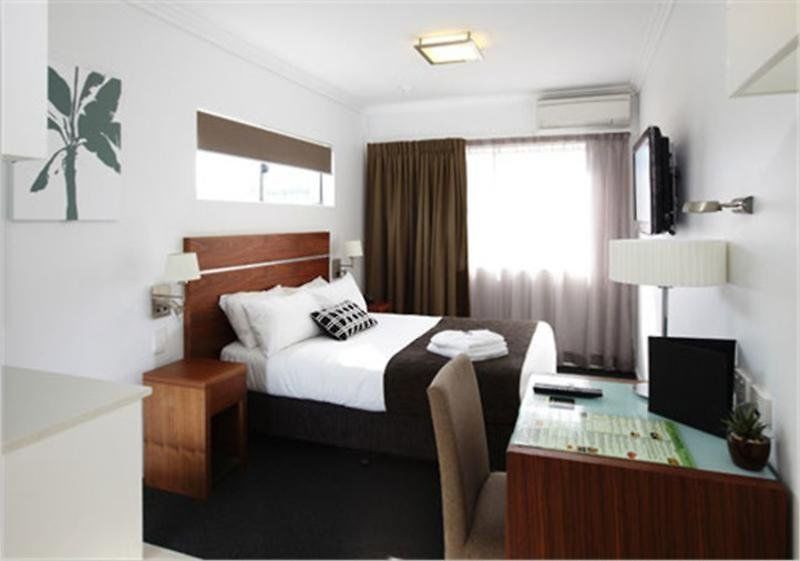 Chino Brisbane