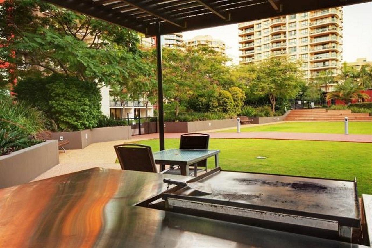 The Docks On Goodwin 5* Brisbane