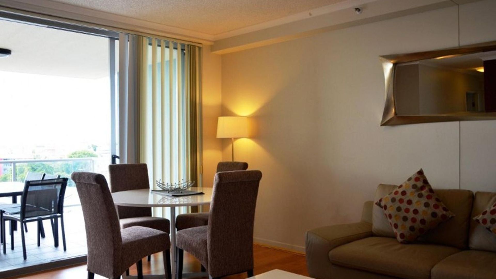Frisco Aparthotel 4*