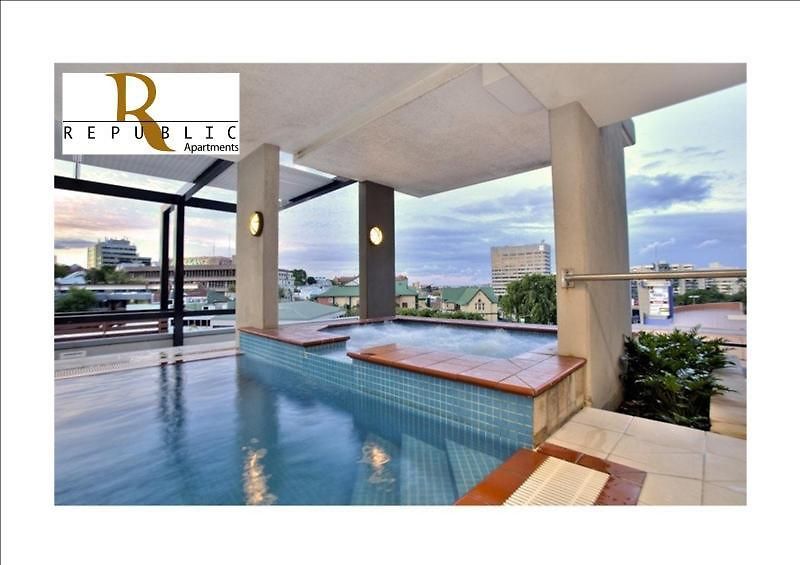Republic Aparthotel